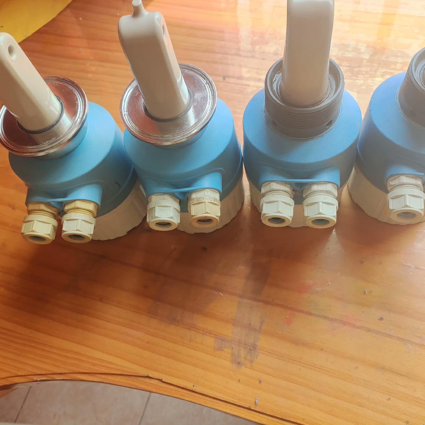 出几个E+H一体式电导率仪 CLD18-AGCP螺纹连接 C