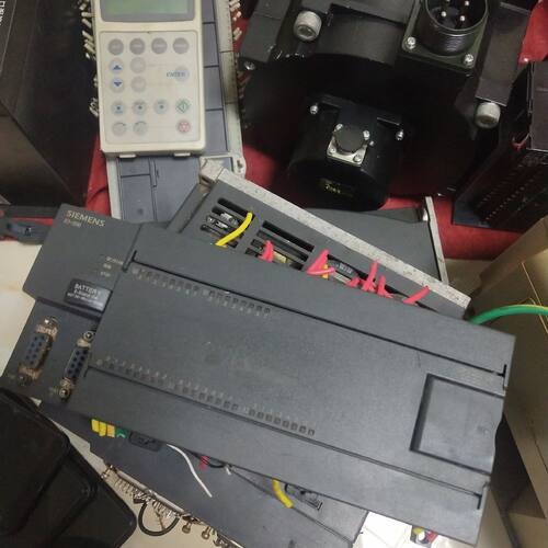 PLC  6ES7 216－2AD23－0XB8拆机质