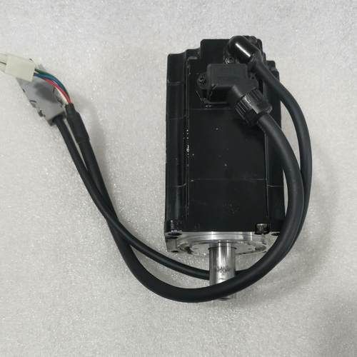 #安川伺服电机SGMMS-04ADC6S 400W成色如图