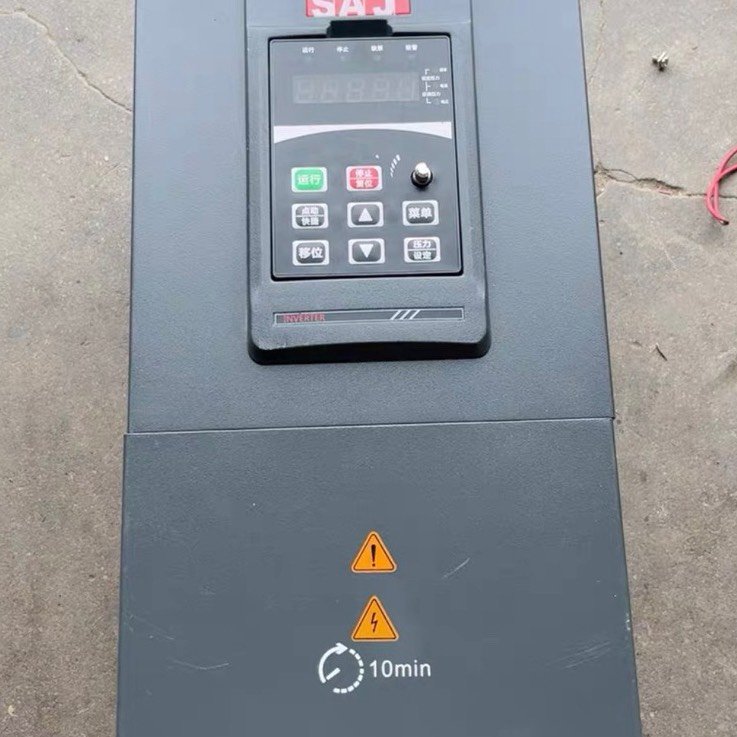 三晶变频器PDG10-4T015B 15KW