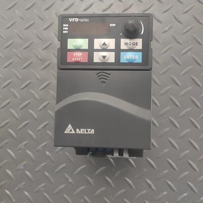 台达E系列0.75KW变频器VFD007E43T