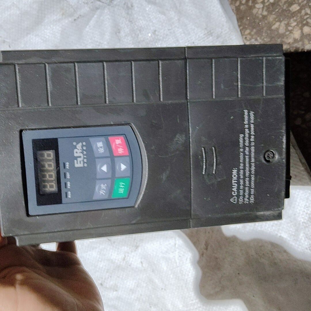 欧瑞变频器E800-0055T3    5.5KW拆机