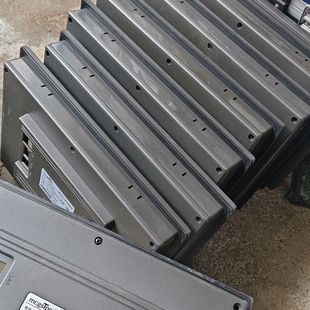 出售昆仑通态触摸屏TPC1071Gt外壳 实图拍摄 后壳没螺