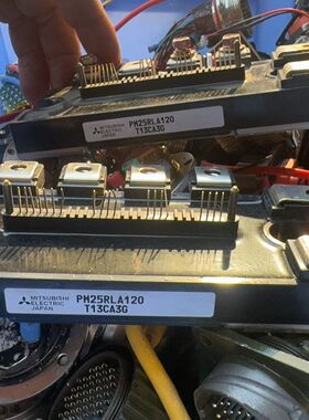 变频器PM25RLA120 日本制造 实物拍摄 功能完好