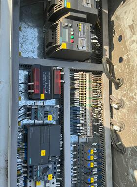 变频器1.1kw 6SL3210-5BE21-1UV0