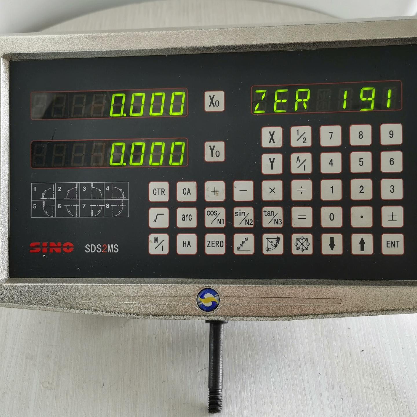 SINO光栅数显表。SDS 2MS 通电显示正常只有 下