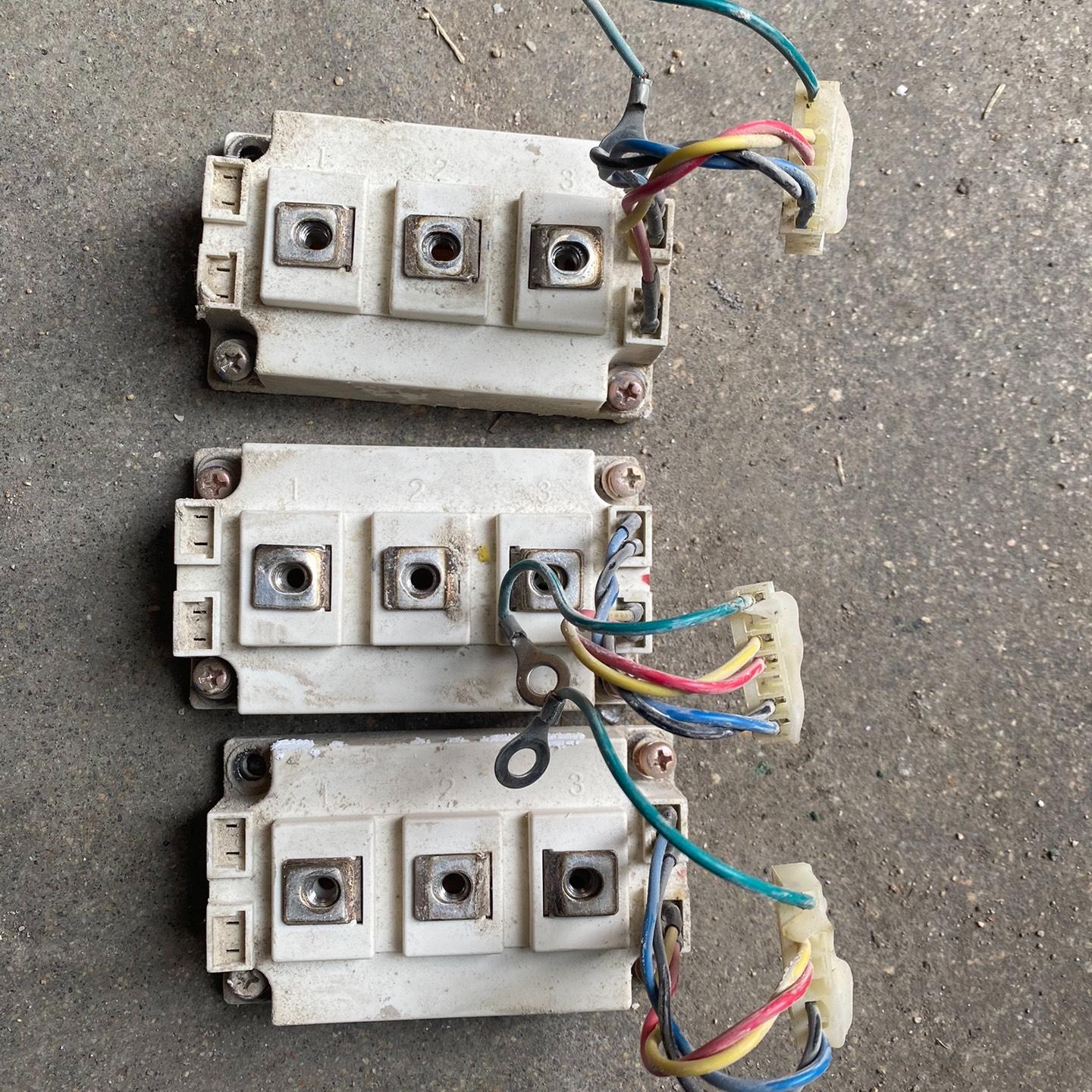 GD200HFY120C2S     IGBT模块 有