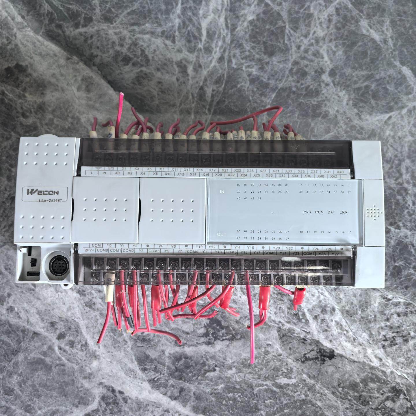 维控PLC.  LX3V-3624MT-A.  拆机实物