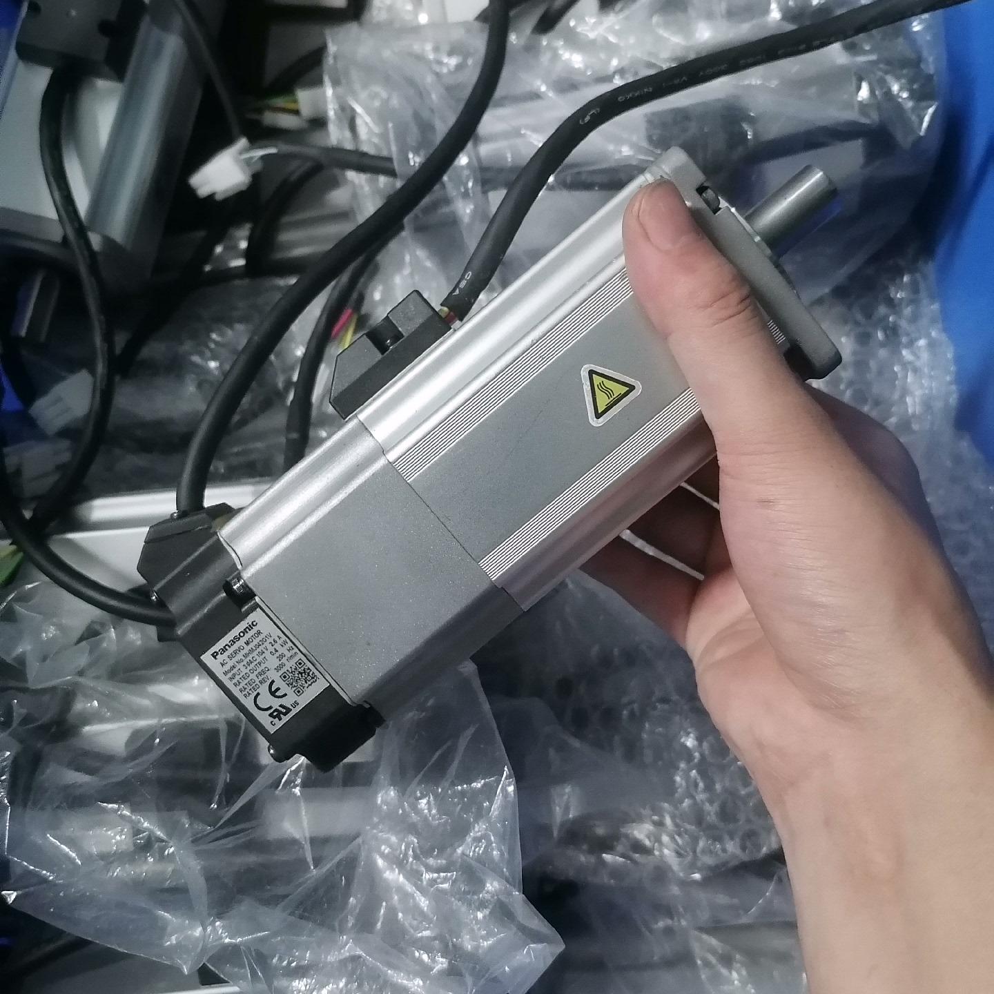 电机MHMJ042G1V  发货前会测试好 普通