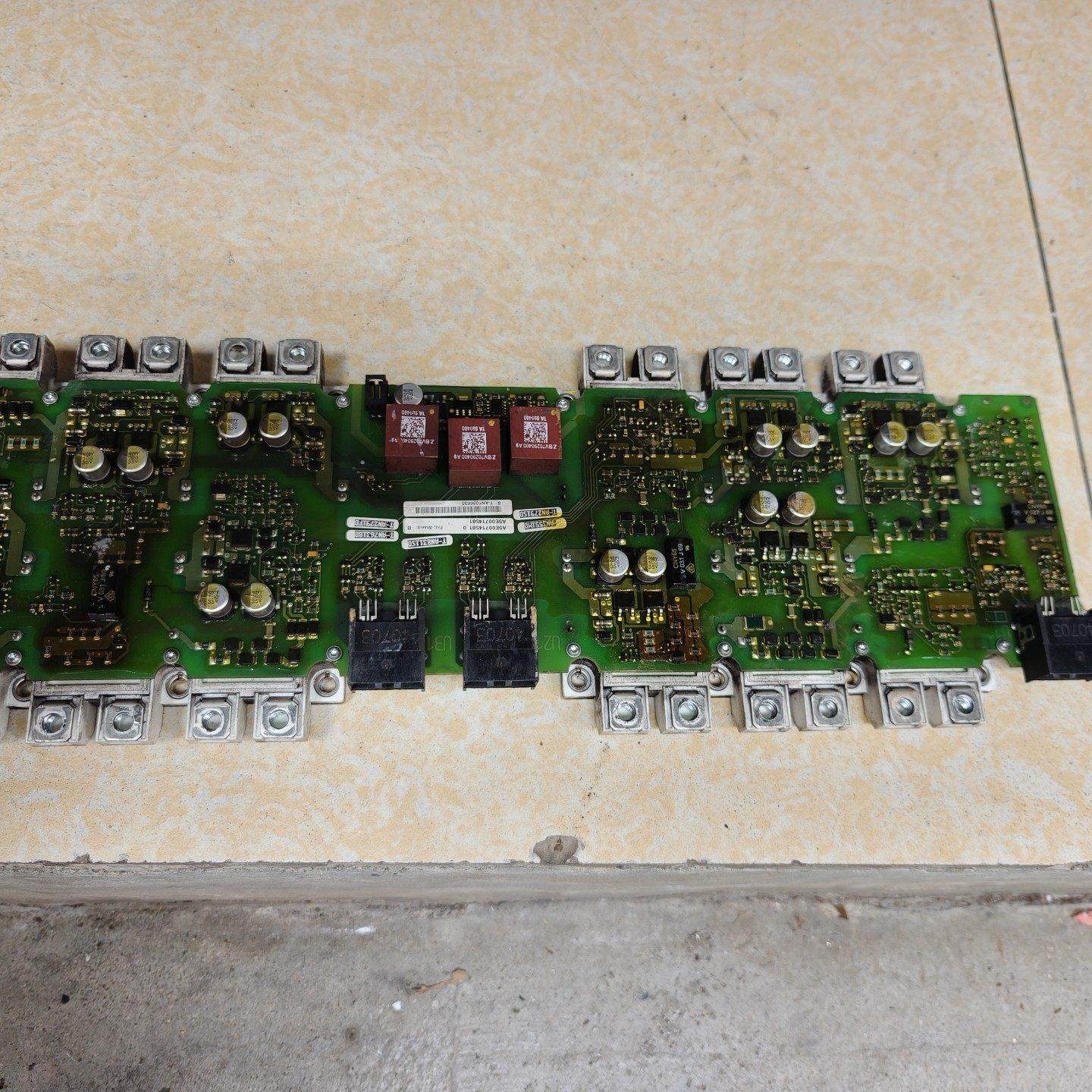 A5E00714561 FS300R12KE3_S1