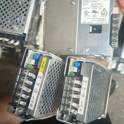 S8JX-G05005CD龙开关电源50W DC5V