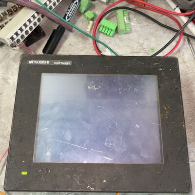 GT1055-QSBD-C 触摸屏 上电蓝屏 看好的拍