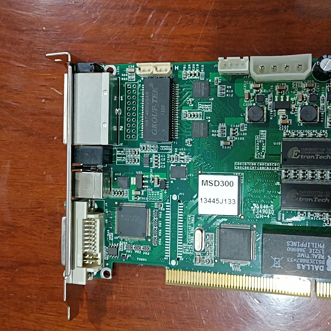 无诺瓦MSD300发送卡一张 实物图 功能包好 合适
