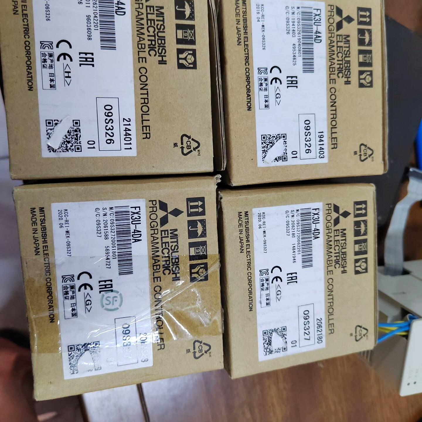 模块FX3U-4AD FX3U-4DA 内外