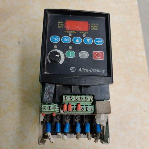 22A-D1P4N104  主板继电器和端子撞了 模块包好。