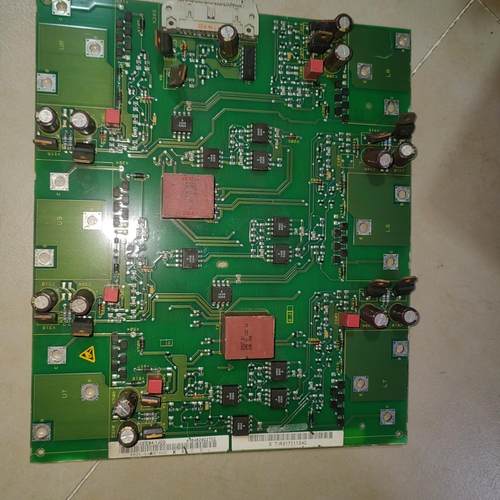 6SE7031-0EE84-1JC0 变频器驱动板