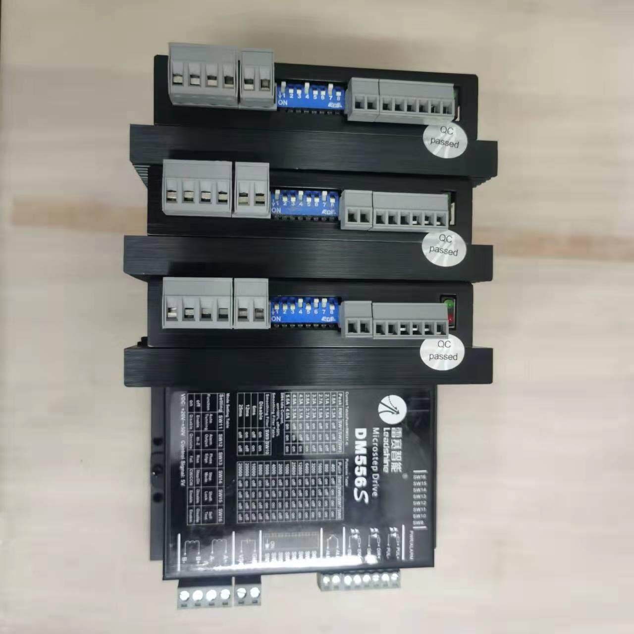 57型雷塞DM556S驱动器 成色漂亮 功能完好 一共2