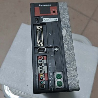 伺服驱动器MCDJT3230 1.2KW功率 成色如图