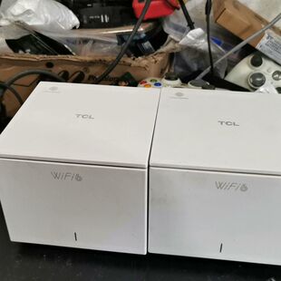 出两台TcL路由器 型号T20Pro。wifi6功能。双频2