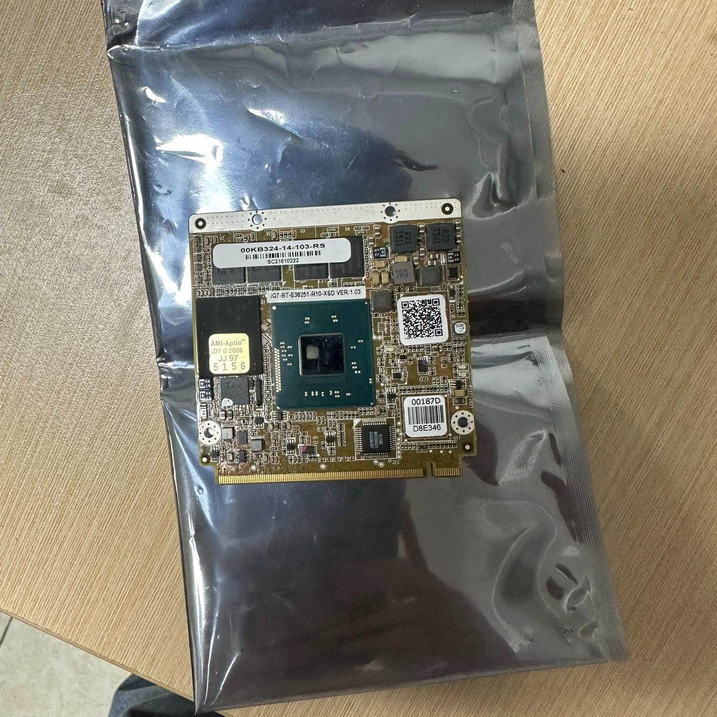 00KB324-14-103-RS  Qi7-BT-E3