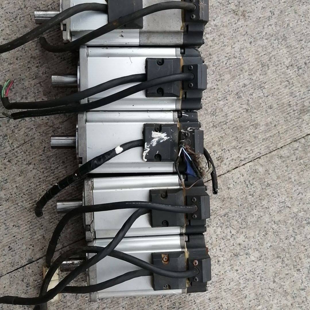 A5伺服电机400W MHMD042G1U有 NHM