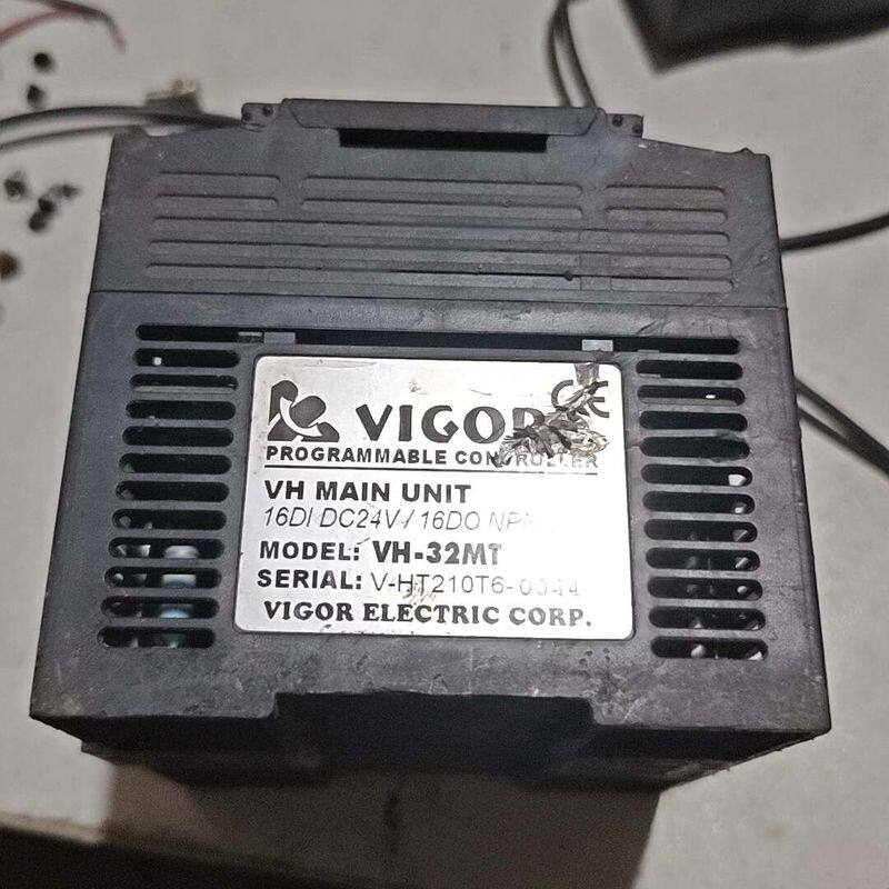 台湾VIGOR丰炜 VH-32MT PLC主控制器 拆机的