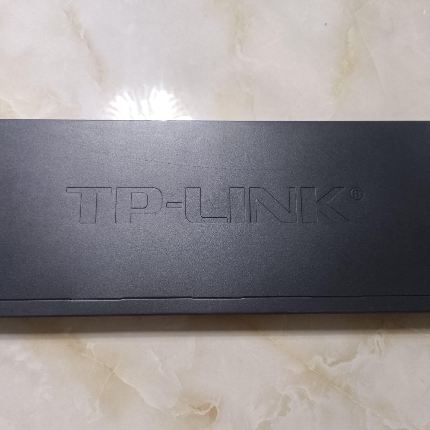 TP-LINK   TL-SL1226MP  交换机