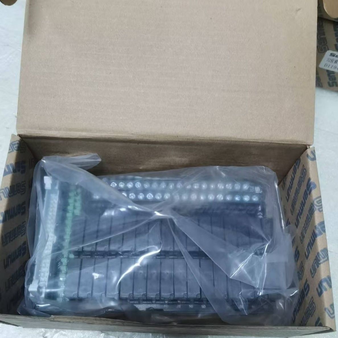 Senmun 32位1a型继电器模块 D1194A