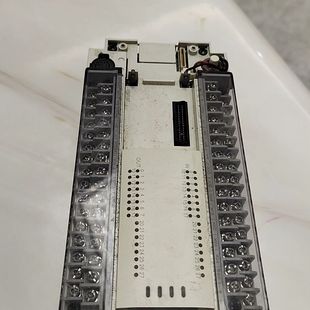 实物拍摄 拆机PLC 001 48MR 功能包 FX2N