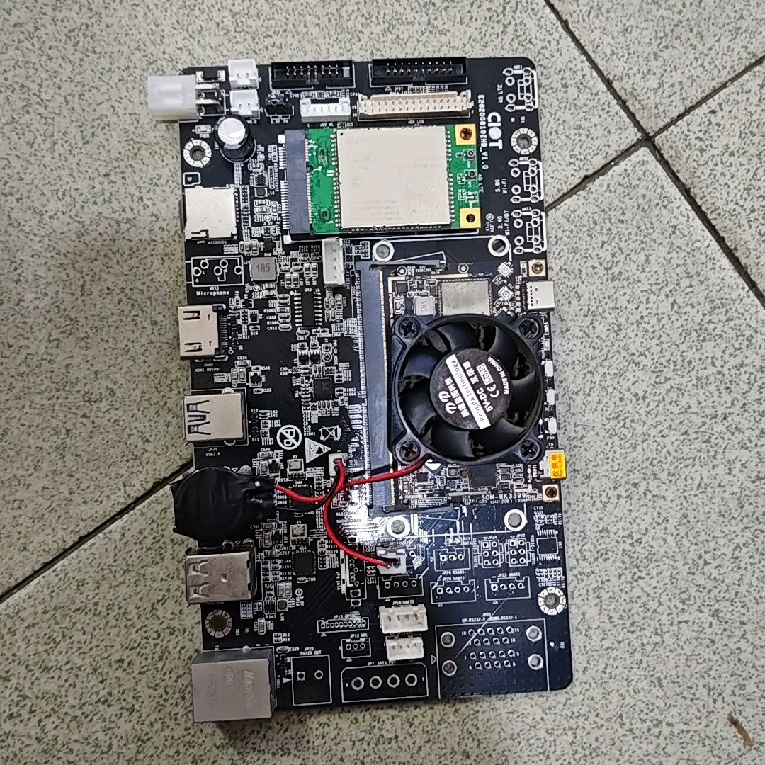 som-rk3399 2g+16g 设备正常 安卓系统 带4