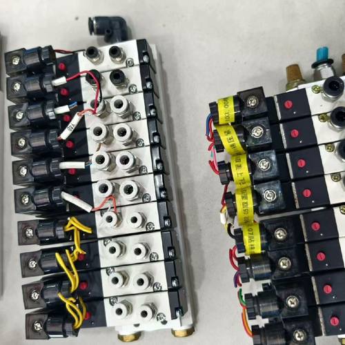 #/ 电磁阀  4V110-06 4