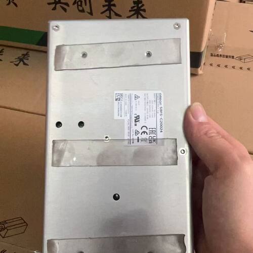 龙 S8FS-C20024开关电源