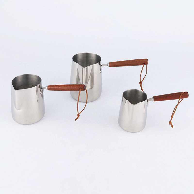 新款直销跨境货源304不锈钢奶杯家用V型嘴花式打奶杯咖啡店实木长,餐饮具,拉花缸/拉花杯/打奶缸,淘宝优惠券,粉丝福利购,淘宝优惠卷