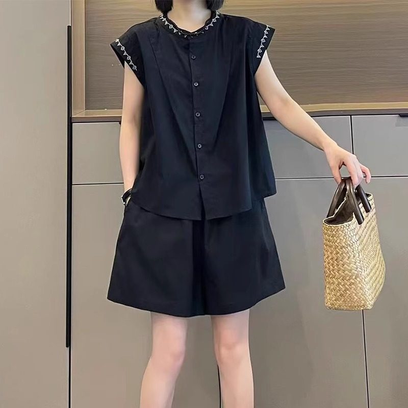 套装女夏季薄款2025新款宽松显瘦减龄无袖上衣短裤休闲 时尚两件