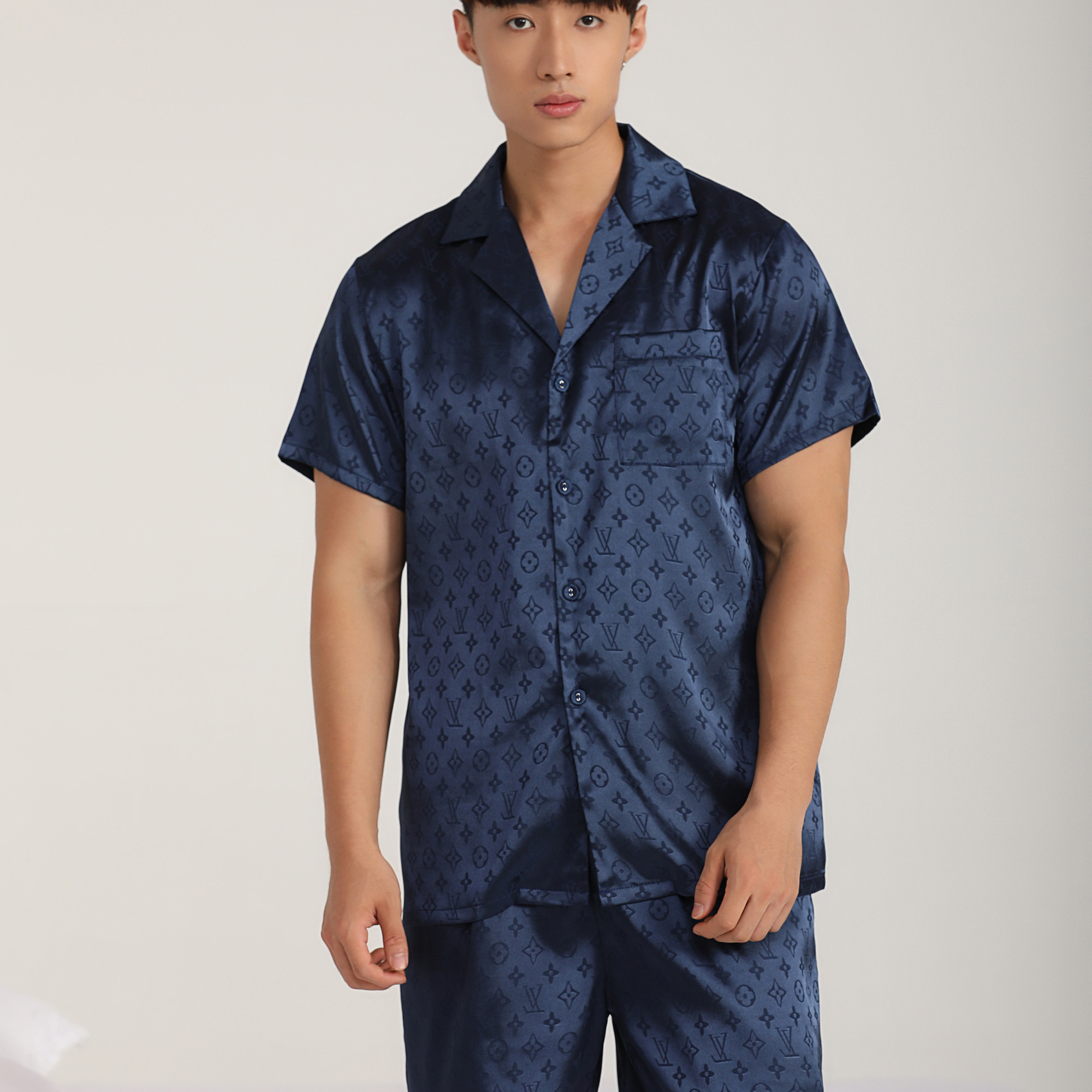 2025新款睡衣男士夏季冰雪丝薄款短袖青少年休闲简约丝绸款家居服