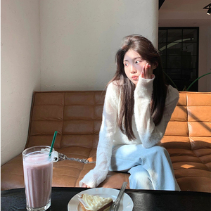 软糯马海毛毛衣女秋冬外穿宽松韩版慵懒风设计感不规则条纹针织衫