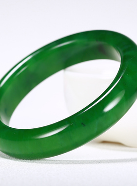 【久龙玉器】收藏级稀缺苹果绿细腻油润和田碧玉平安手镯49.94g