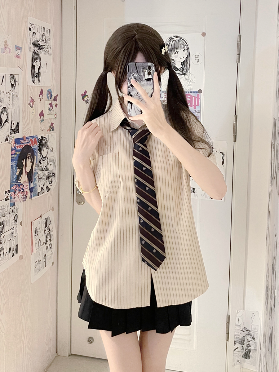 jk制服卡其色条纹宽松短袖衬衫