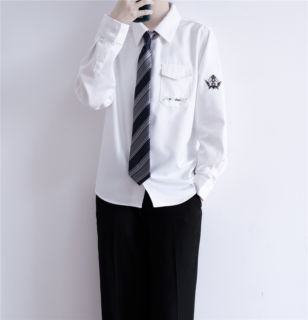 刺篇DK制服长袖衬衫英文刺绣上衣