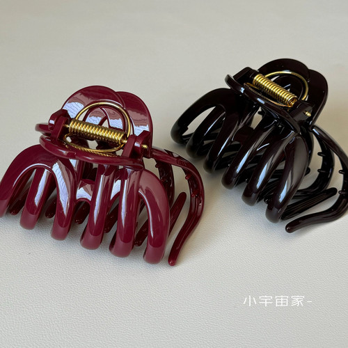 巨巨能抓的鲨鱼夹！发量多的拍！