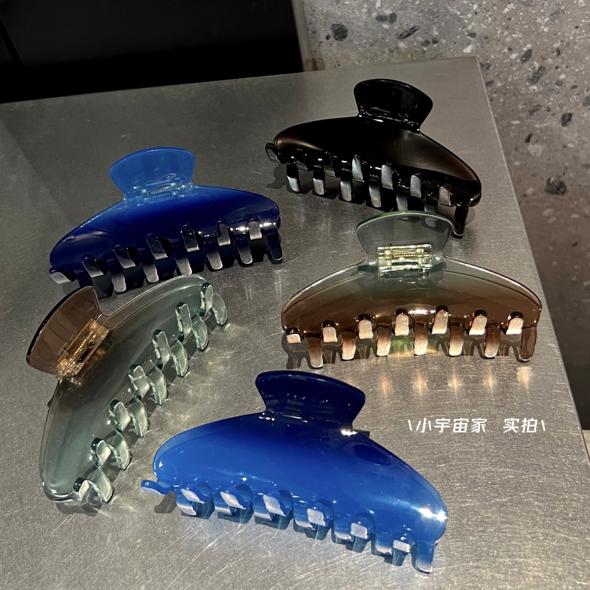 新款韩系流光渐变醋酸鲨鱼夹发夹小众果冻发饰复古抓夹清透明发卡