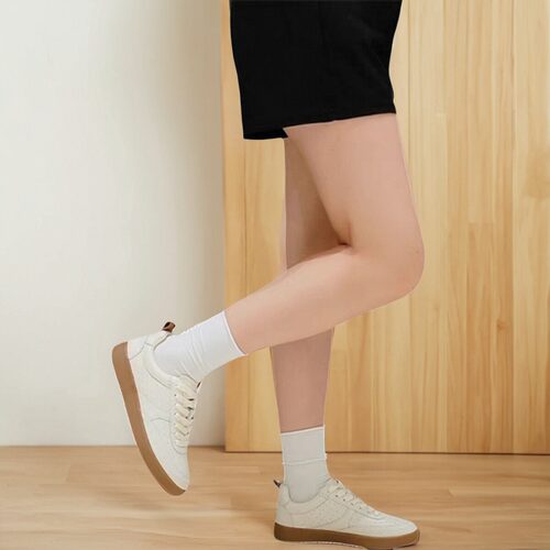 MD女鞋简约系带百搭运动圆头板鞋