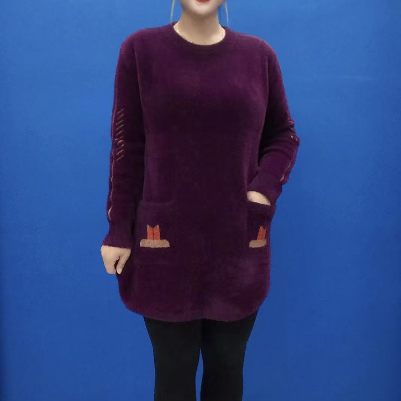 时尚紫色中长款毛衣女宽