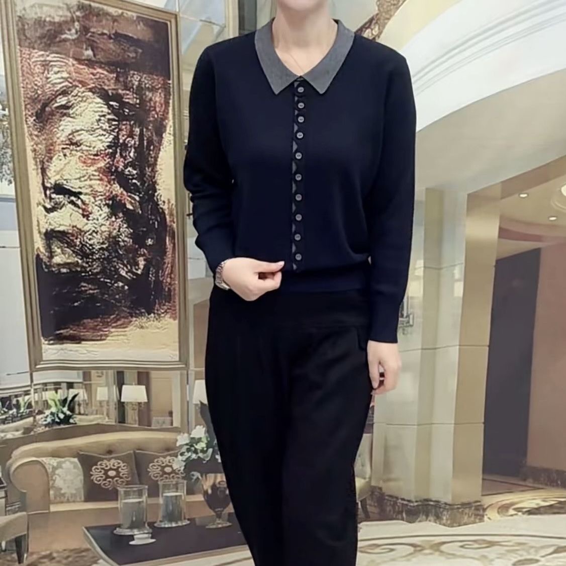 气质翻领拼色针织衫女长