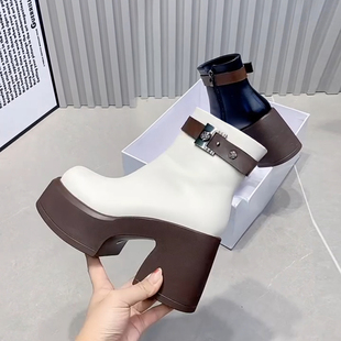 9cm小个子洋气百搭厚底短靴女2025秋冬新款 轻便英伦风增高马丁靴