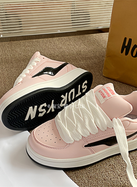 韩版小众浅粉色滑板鞋女ins潮2025冬季新款学生百搭休闲面包鞋子