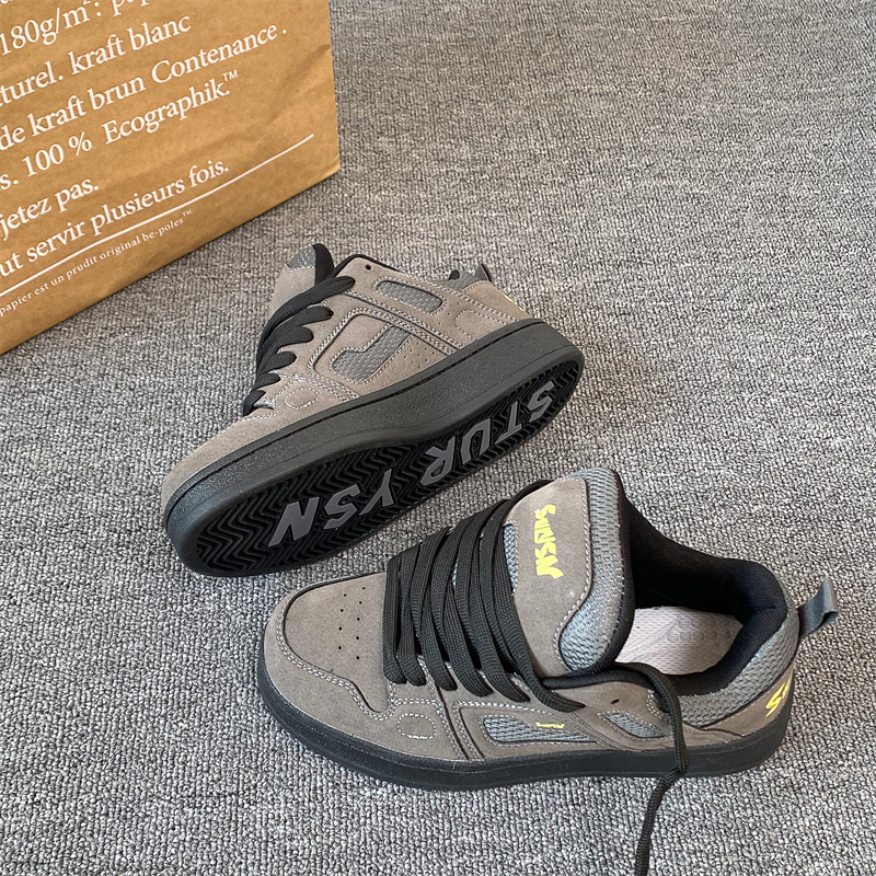 复古深灰黑拼色面包鞋男ins潮2026春季新款情侣百搭运动休闲板鞋,流行男鞋,休闲板鞋,淘宝优惠券,粉丝福利购,淘宝优惠卷