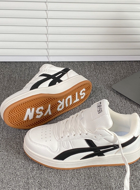 港风小众设计感白色板鞋男ins潮2026春季新款情侣百搭休闲小白鞋