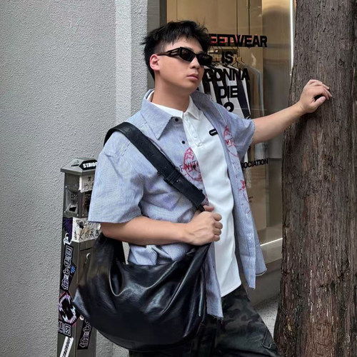 NIN设计款个性ins复古单肩斜挎托特挎包男女生休闲饺子包托特皮质