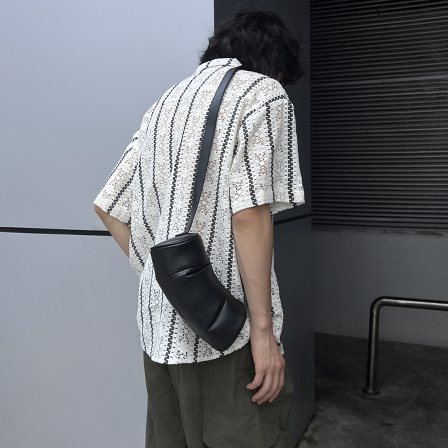 NIN设计款ins斜挎pu小包松弛感腋下hobo街头通勤手机包个性男女生